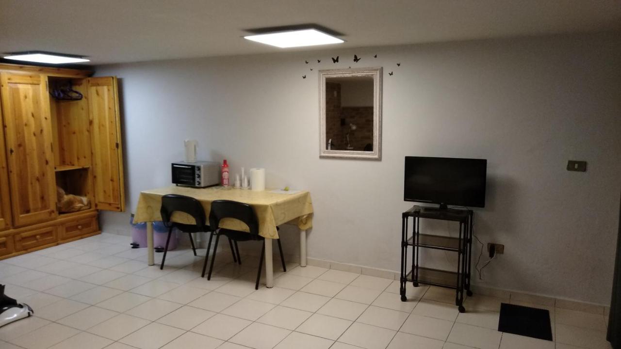 Monolocale Via Leopardi Hotel Пескара Екстериор снимка